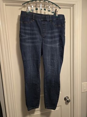 Judy Blue Pull On Skinny Jeans
